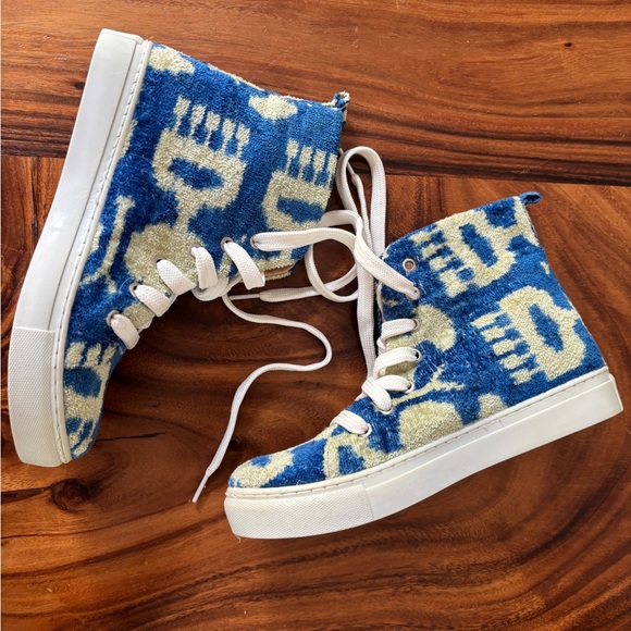 Blue and Cream Patterned High-Top Sneakers - Picture 1 of 5